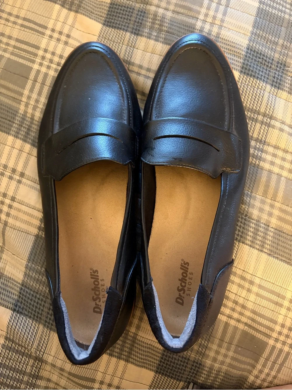 Dr. Scholl's Women’s Nice Day Black Leather Slip-On Penny Loafers. 9.5